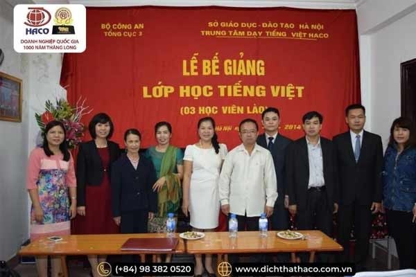 Haco Teaching Vietnamese To Lao Speakers
