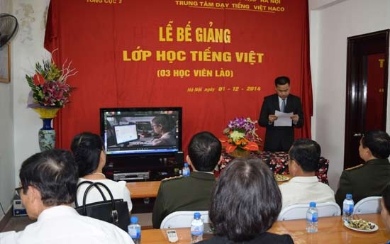 Le Be Giang Khoa Hoc Tieng Viet 06 Thang Cho 03 Can Bo Lao Thuoc Bo An Ninh Lao