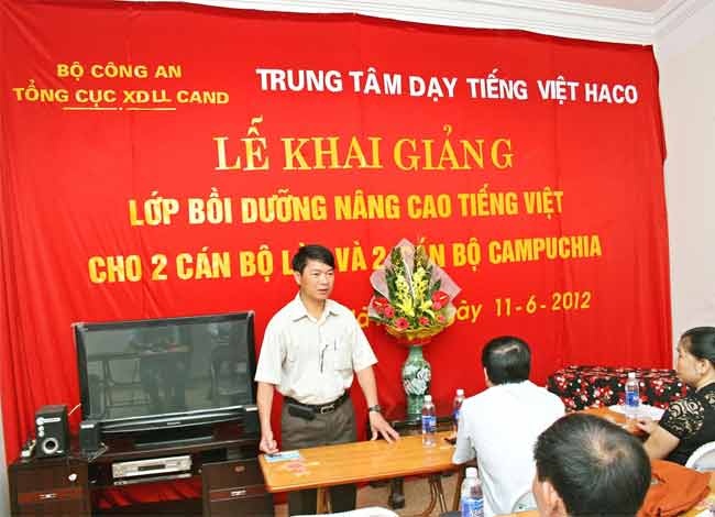 Thong Tin Lop Hoc Tieng Viet 01